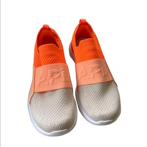 APL Women's TechLoom Bliss size 6